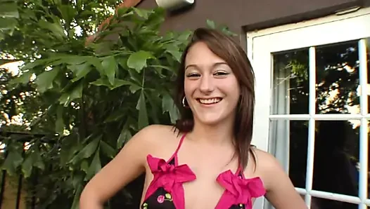 Brunette Babe Deepthroats Huge Cock and Swallows Cum Outdoors