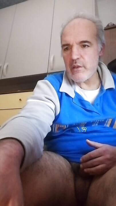 Живое шоу, где я мастурбираю членом для своих фанатов