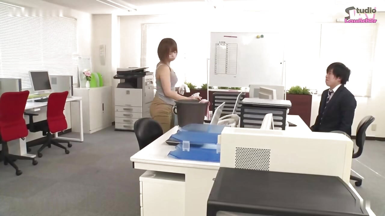 Thirty Hardworking Women Who Turn Their Dedication Into Irresistible, on-the-clock Passion. - 08