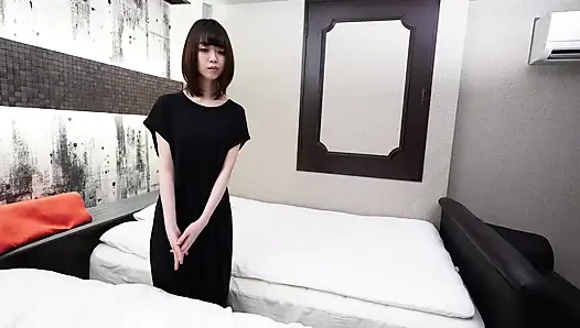 Yuko fukuda süßes mädchen mit anime-stimme stöhnt wild während der eskalation