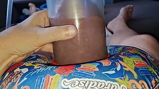 Mengepamkan tetek raksasa saya dalam saiz tebal yang melampau