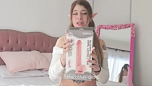 Peri terangsang melakukan unboxing monster xxl mainan baru