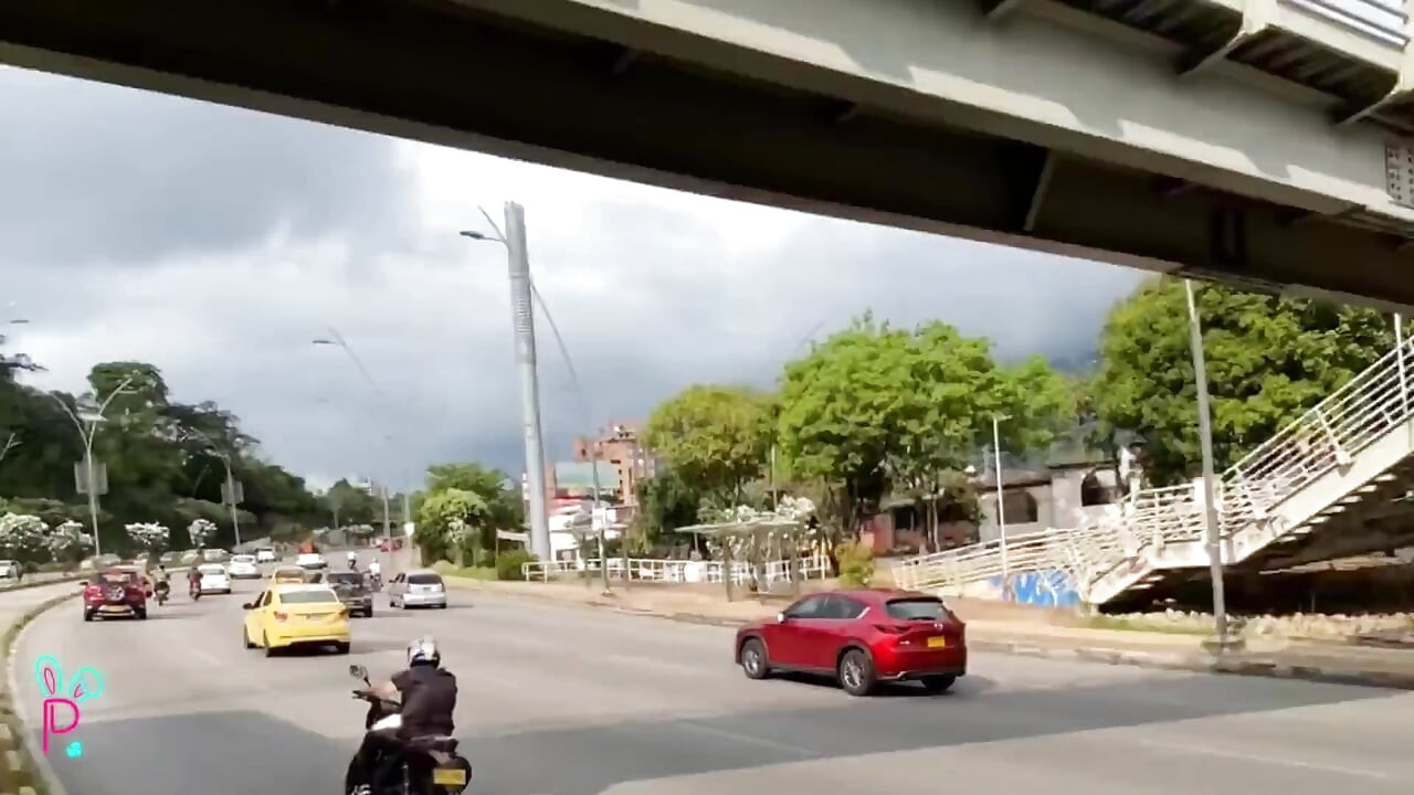 Makan pantat besar dengan lidah saya dan kemudian saya menembusinya dengan zakar besar saya