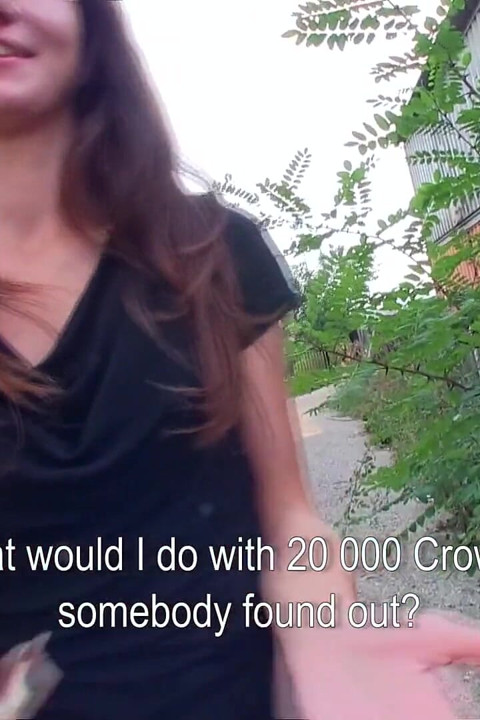 Public Pickups - la morena Aimee Ryan recibe una acción de culo a boca