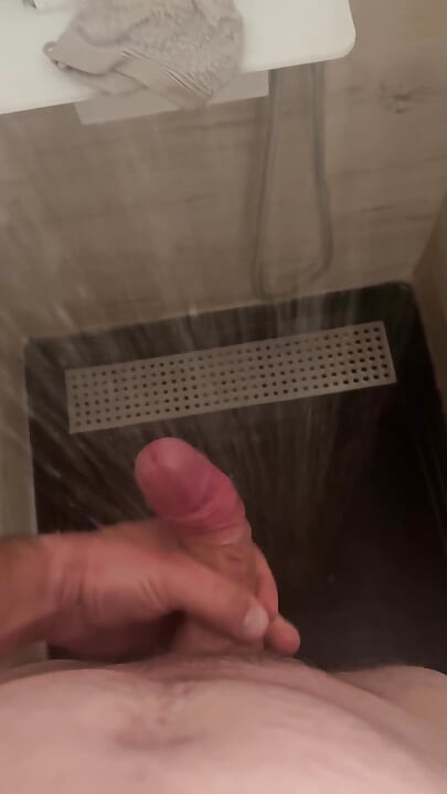 جنس يدوي مع قذف