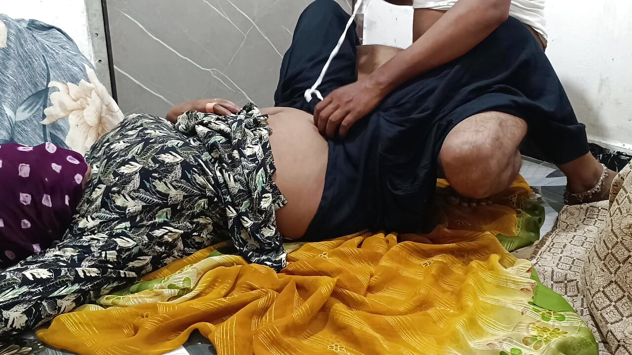 Desi hot Bhabhi Birthday gift