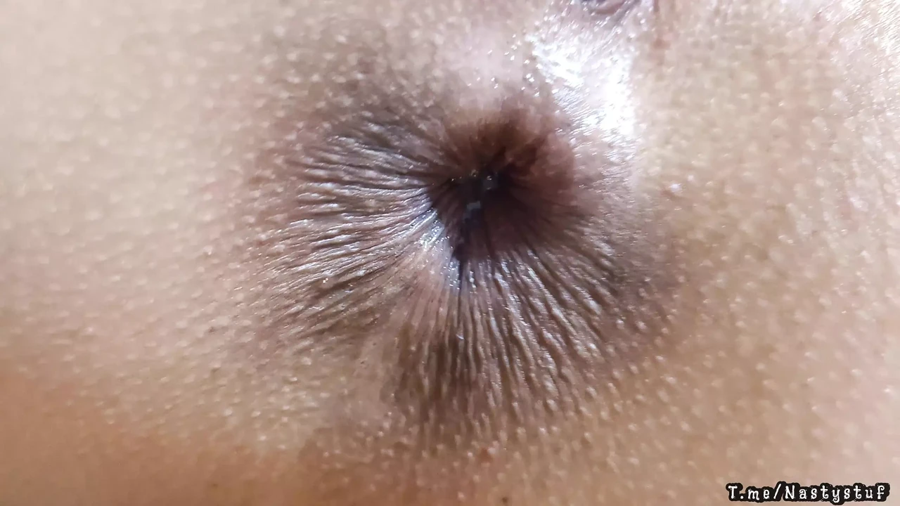 饥饿的屁股洞想要吃。享受特写 4k
