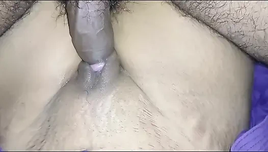 Bhabhi ke cut me land dal kar jangal me ke cudai Bhabhi ke bar banana  cut me Nikola mal