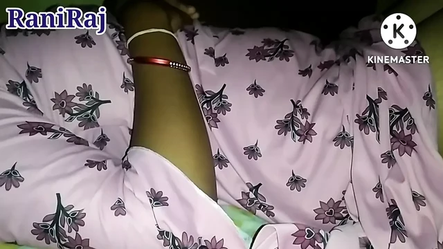 Bhai bahen Raat me masti desi sister fucking