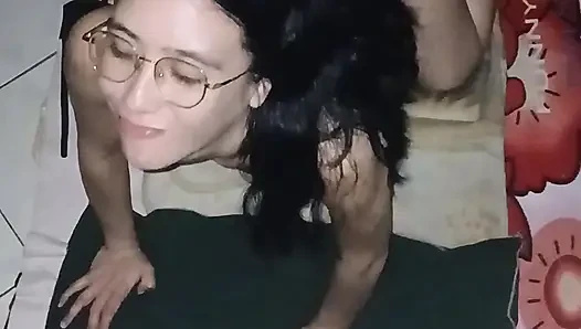 18+ selbstgedreht, echte latina mit dickem arsch auf vierer wie schlampe