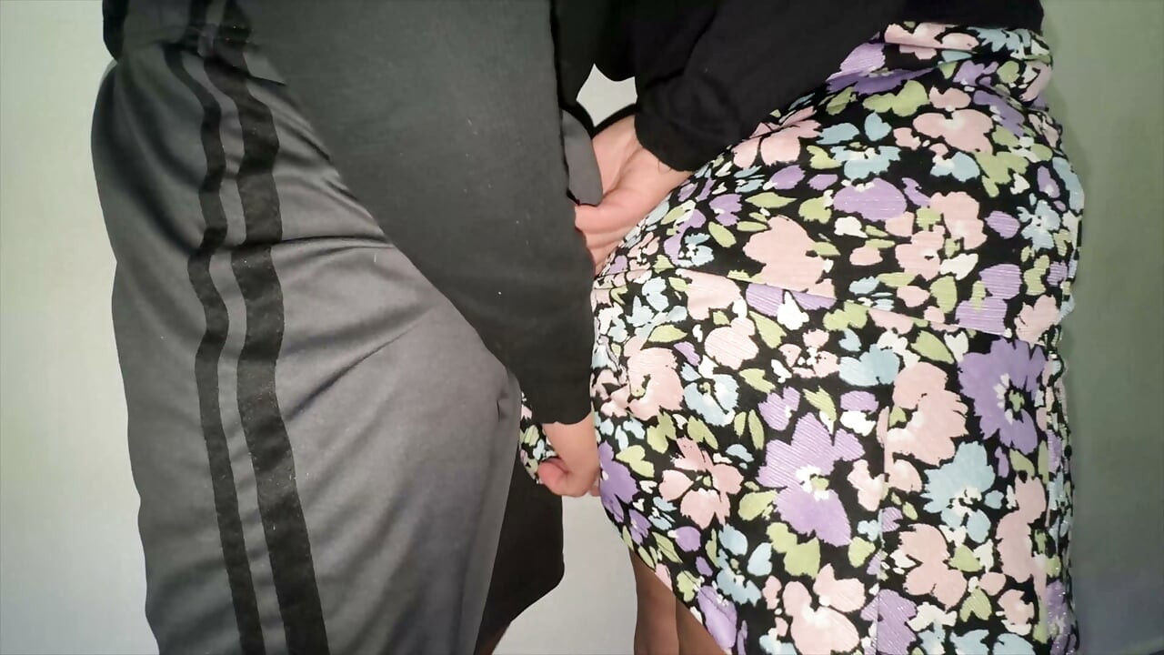 Du Kannst Es Sehen, Wenn Sie Den Penis Des Fremden Streichelt
