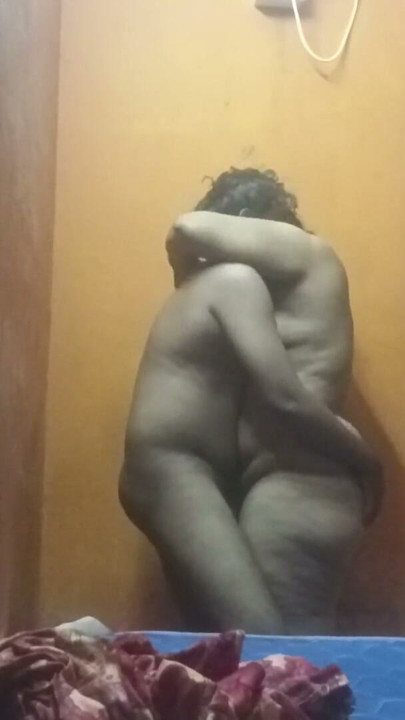 Real Aunty sex with boy in bedroom | Clip 1