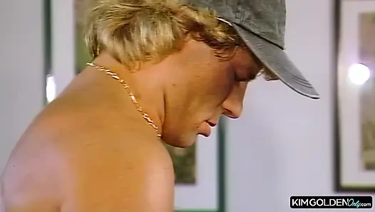 Leidenschaftlicher Blowjob und Tittenlecken