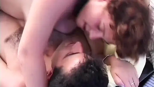 Ahmet fickt die muschi seiner türkischen haushälterin