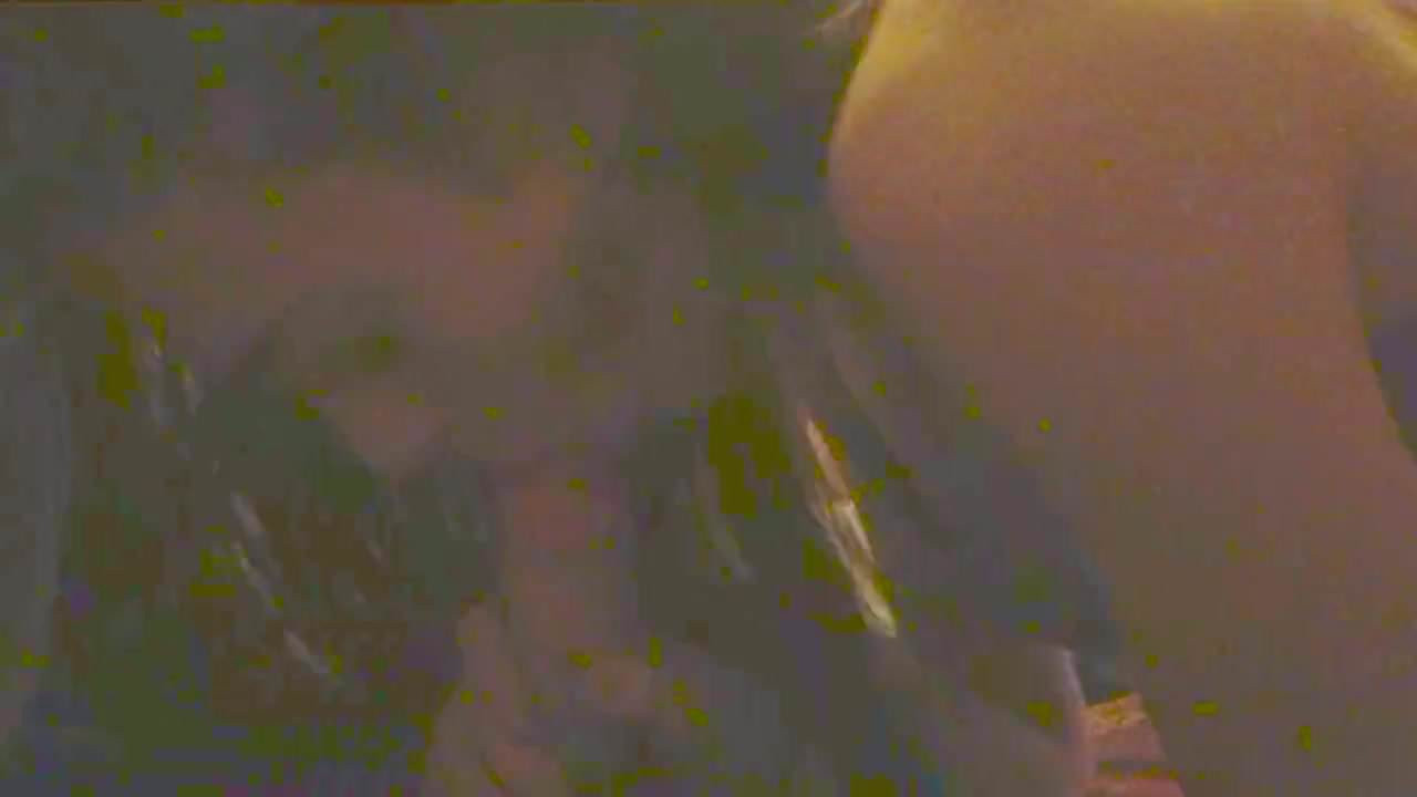 She knows her way around a cock