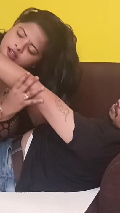 Indijska debela djevojka i dečko fantazijski seks kiya | Isječak 1