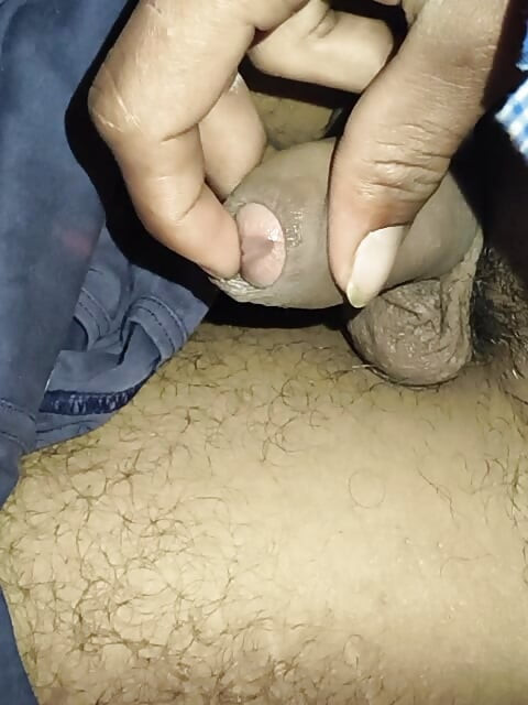 The boy inside the bed suddenly arrives at the mummy