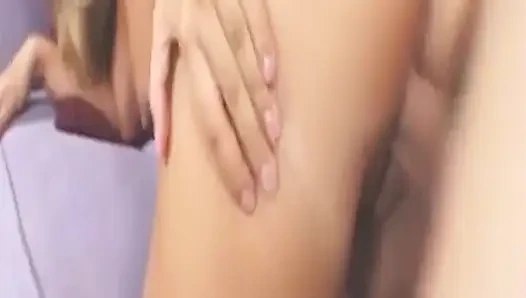 Mature Babe Spreads Ass for Deep Pussy Licking and Fingering Frenzy