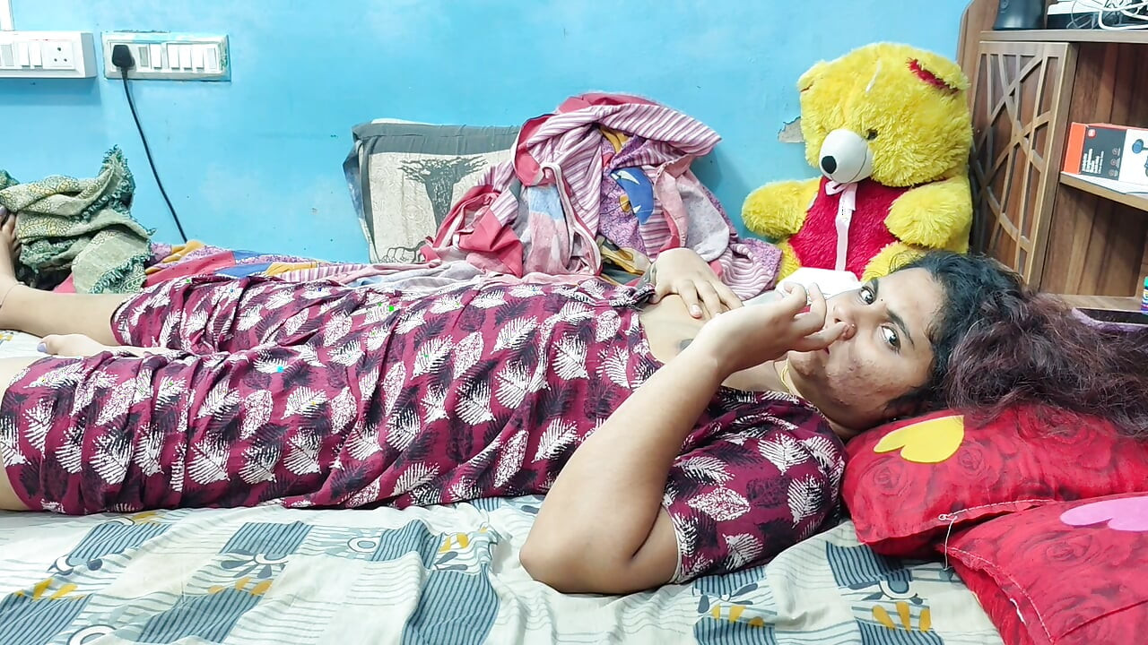 말루 핫걸 가슴 빨고 젖꼭지 핥기