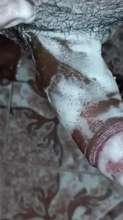 Emotionaler moment von "Das ist, wie Andis penis aus sieht aus, wenn er aufwacht"