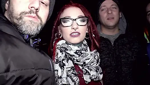 Threesome bang for sexy pierced redhead chick