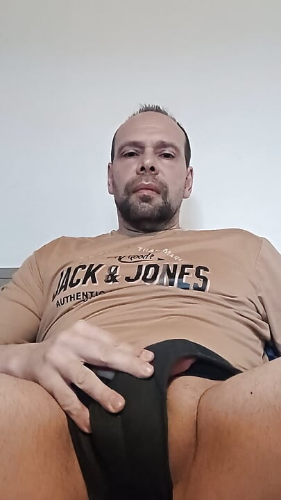 Perfekt onani, mens jeg ser min stedsøster på cam