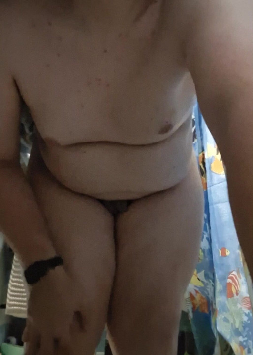 Showing off my fat ass and hole in the bathroom
