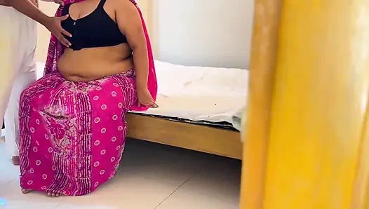 Индийская мачеха и пасынок делят постель в горячей