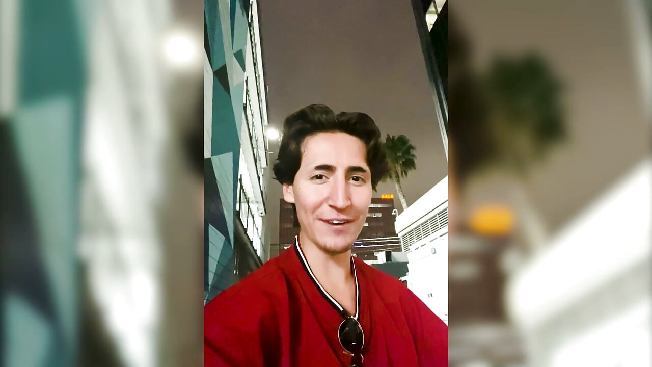 Tik Took 스타 케인 Trujillo는 자신의 증오를 해결하고 자신의 유명 인사 호감을 공개!
