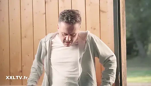 Hadiah dari pria ini