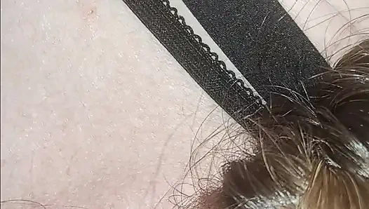 Скажите это. Я шлюха