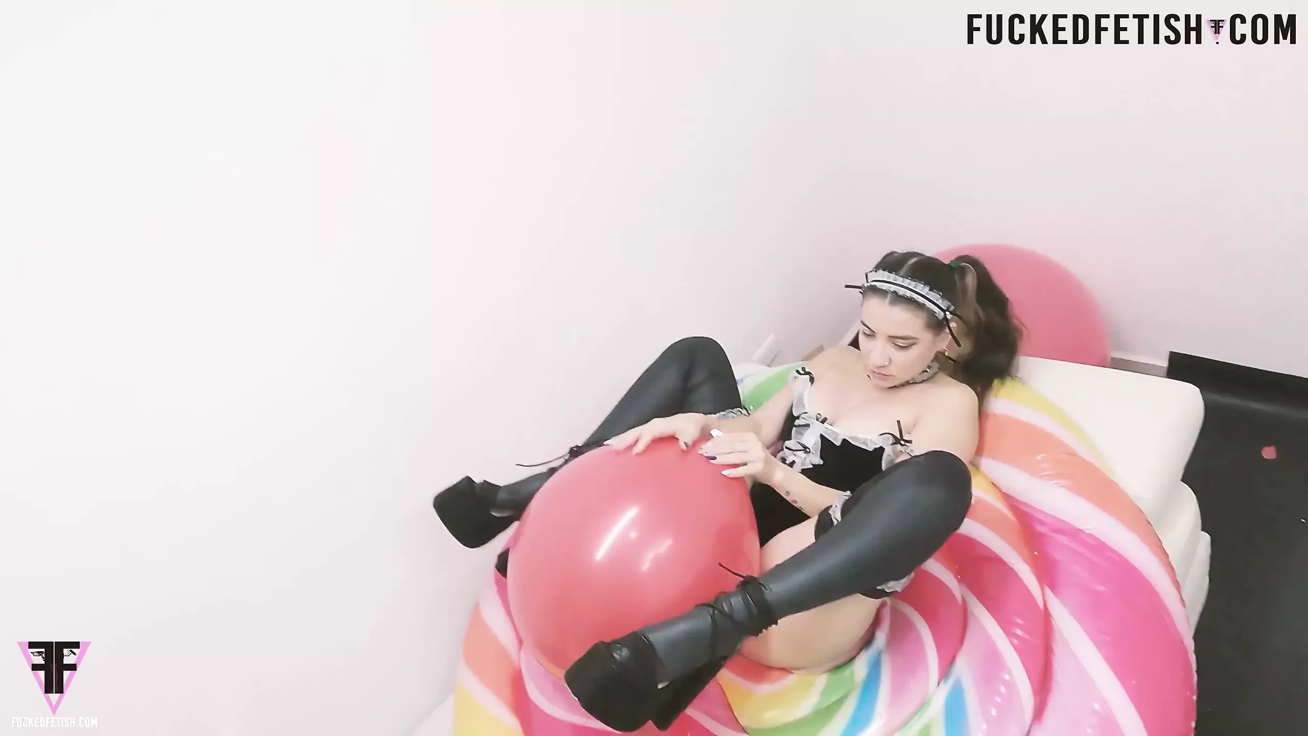 POV Magiczna pokojówka B2p Nadmuchiwane balony