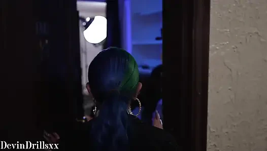 How to Handle a Nyc Latina