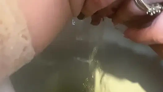 Могу я пописаю на тебя?