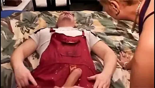 amateure granny fully anal