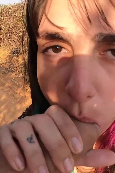 Roadside Ride! Dreadhot Gives a Filthy Blowjob on a Desert Dirt Road