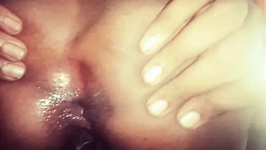 Сексуальная мачеха Tina одевается для своего пасыня