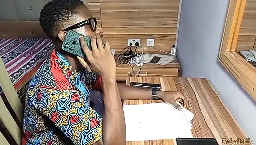 Wie die nigerianische studentin Melissa verführt und ihren Dozenten fickte, um ihre Abschlussprüfungen an der Universität zu bestehen
