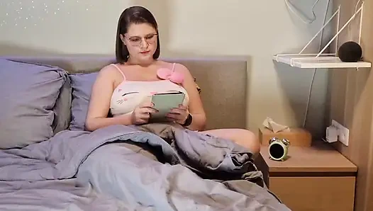 Naughty Bedtime - Cute Nightie & Secret Vibrating Clock Orgasm