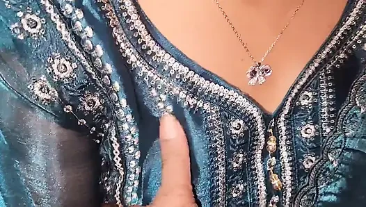 On Eid Day, I Took an Expatriate's Wife Out and Fucked Her.