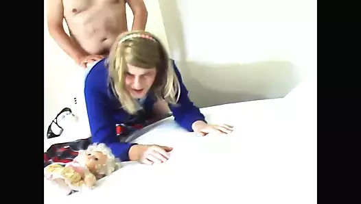 Проникающая в тугую пизду Holly
