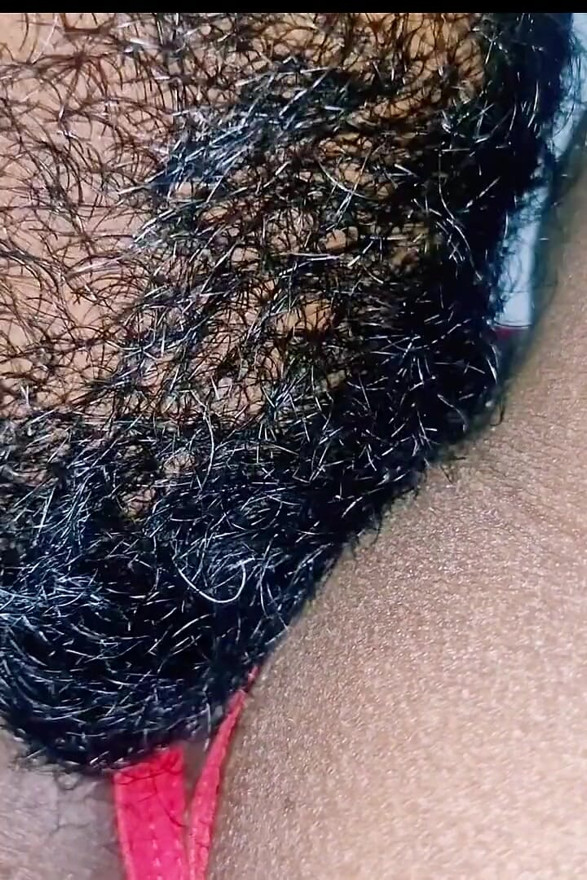 Lengüetazos en la concha con cogeme el apretadito concha de mi madrastra