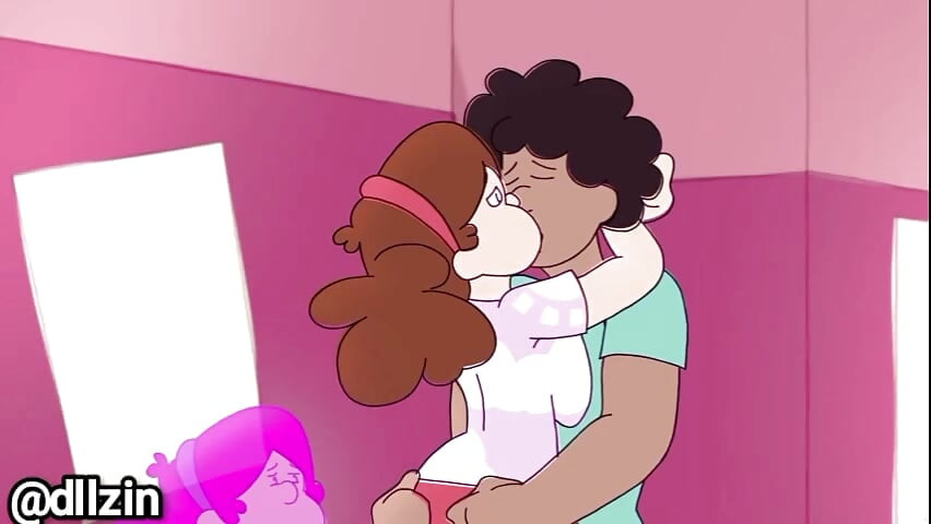 She invited her friend to the bathroom