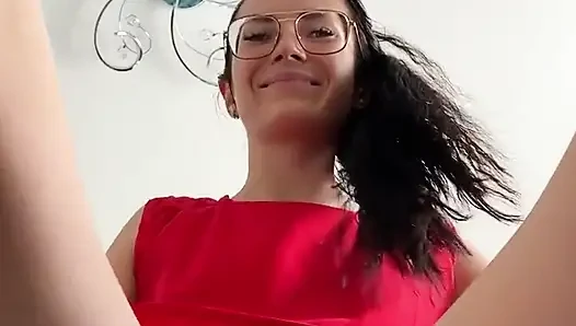 Riesin fußanbetung pOV, nicht nackt