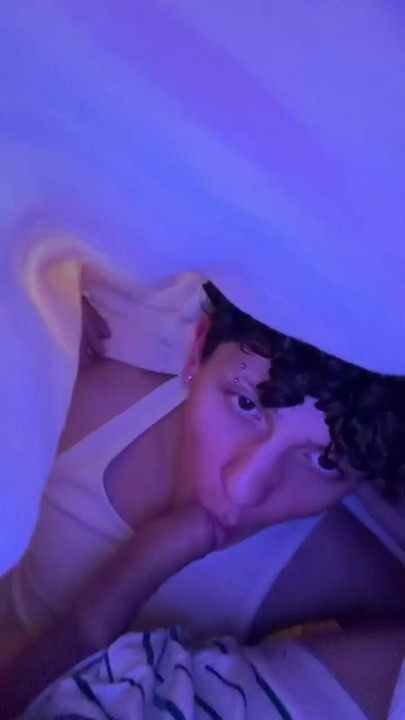 Sucked off a straight friend after the party. | Clip 2