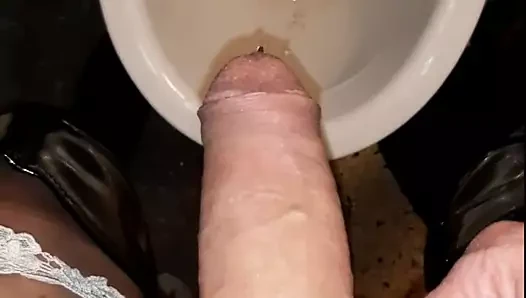Pee Willy
