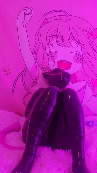 Latex Doll Fucks Her Mouth with a Huge Tentacule