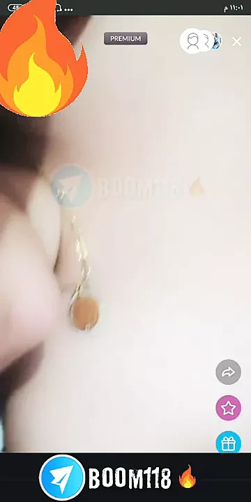Arab girl on Tango 1