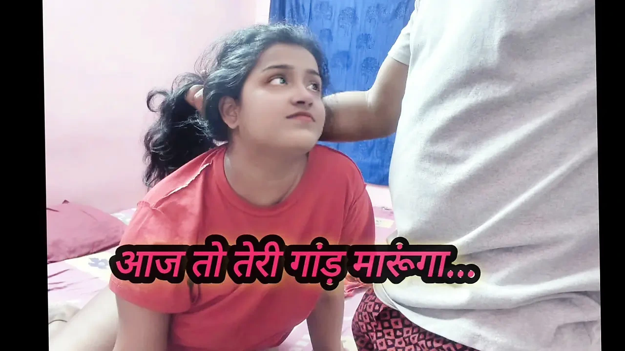 Sevimli Hintli üvey kız kardeş acımasız üvey erkek kardeşi tarafından domaltılarak sert sikiliyor