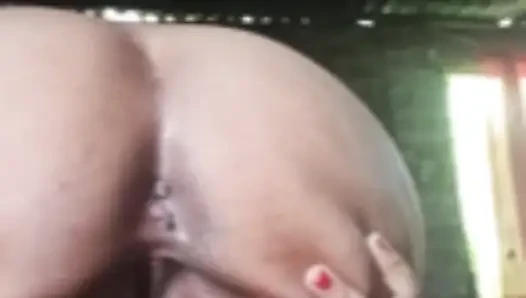 Indian Village Patni ki Videoanruf service verfügbar